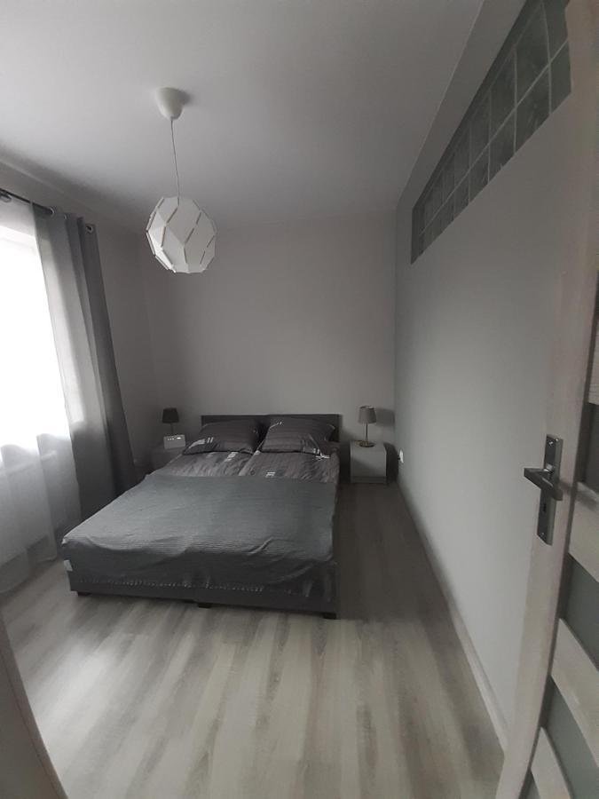 Lewa Lodz Apartment ภายนอก รูปภาพ
