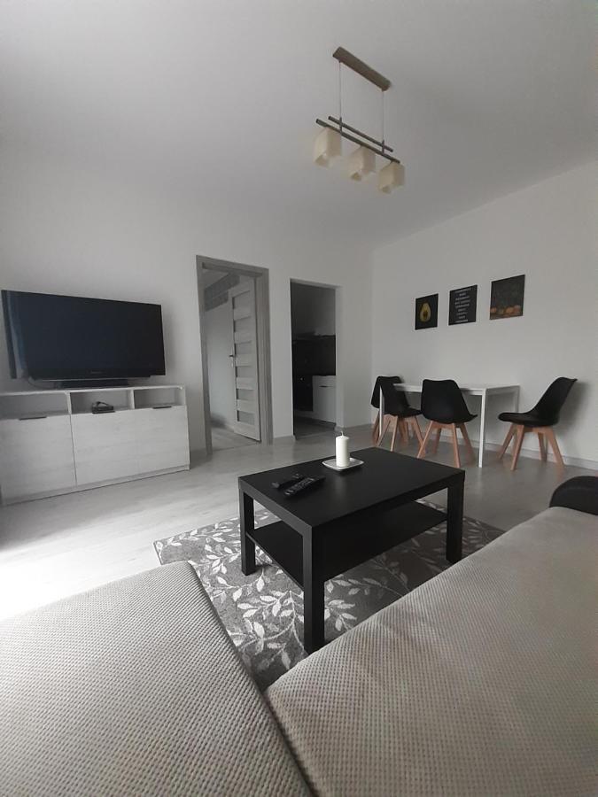 Lewa Lodz Apartment ภายนอก รูปภาพ