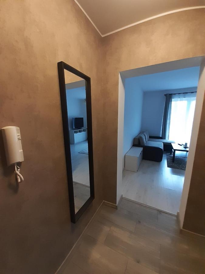 Lewa Lodz Apartment ภายนอก รูปภาพ
