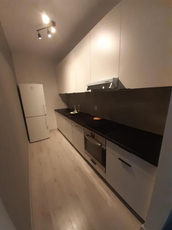 Lewa Lodz Apartment ภายนอก รูปภาพ