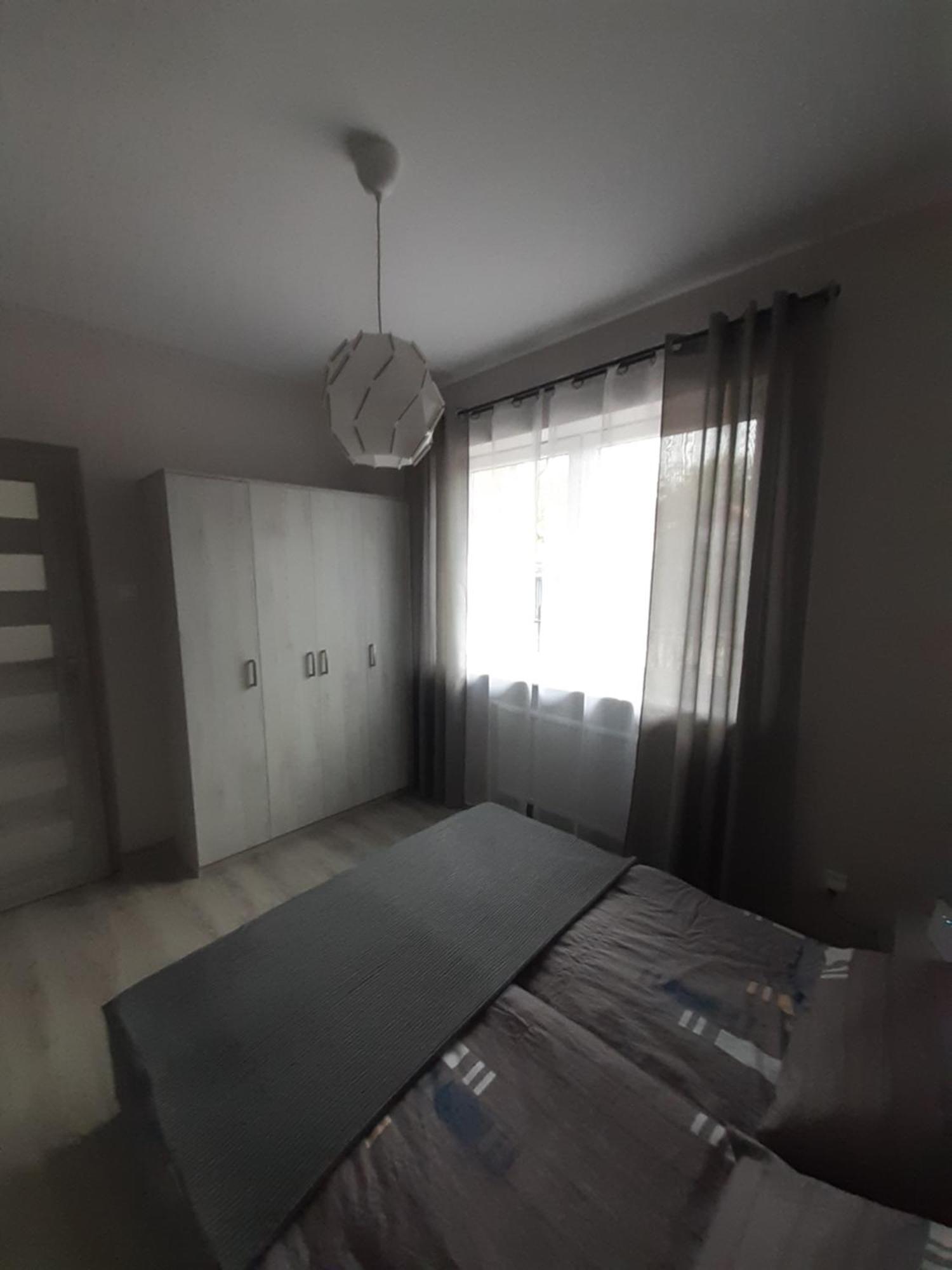 Lewa Lodz Apartment ภายนอก รูปภาพ